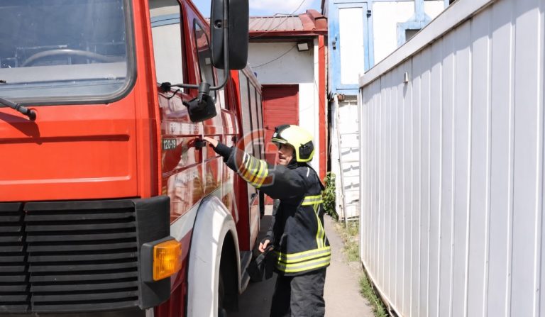 Mbi 350 intervenime në vit nga zjarrëfikësit e Suharekës (VIDEO)