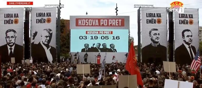 Mbi 8 mijë shqiptarë nga Shqipëria u bashkuan në Marshin për Liri